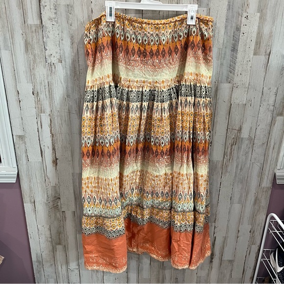 Bohemian Orange Patterned Skirt - Picture 4 of 5